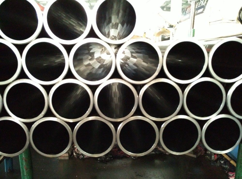 Direct Supply High Quality api Seamless Carbon Steel Pipe